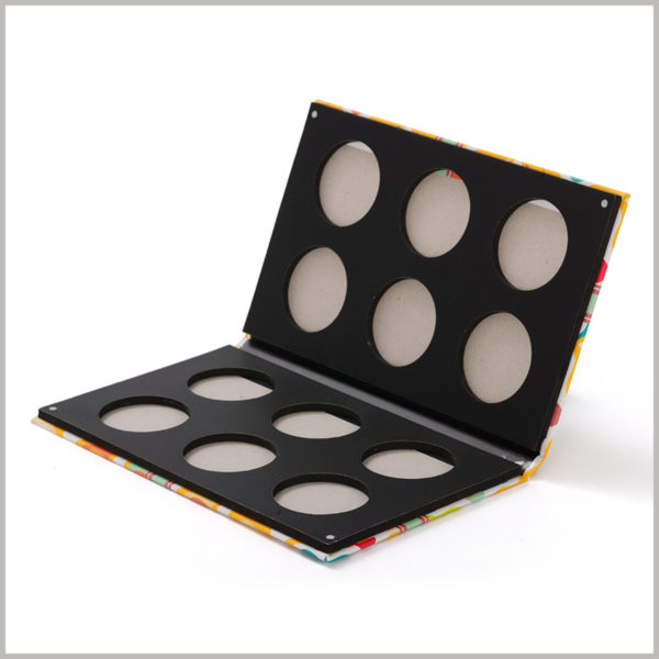 12-color eyeshadow packaging with double-sided distribution. Six different colors of eye shadow are distributed on each side of the palette, which can reduce the area of the eye shadow palette packaging by half.
