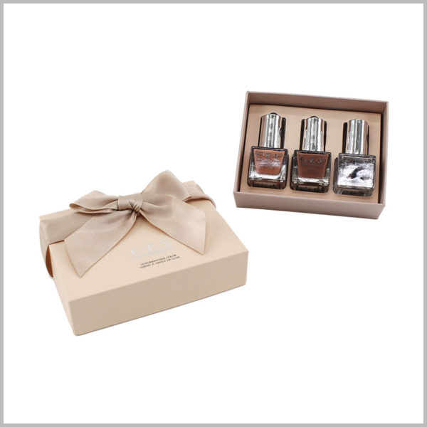 3 bottles of nail polish gift boxes with gift bows.The packaging design of cosmetic boxes is unique, with fashionable elements, which is more easily recognized and accepted by customers.
