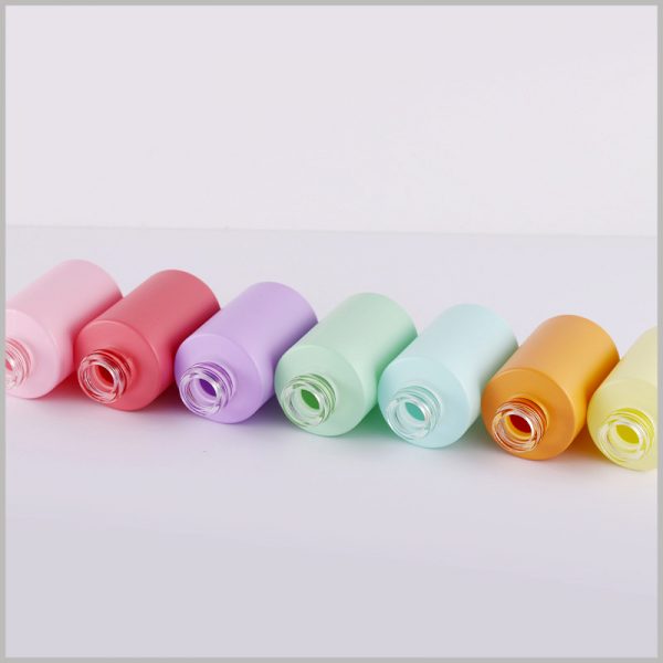 30ml Essential Oil Dropper Bottle. Flat-shoulder essential oil bottle, spiral revolving way, with stylish design.