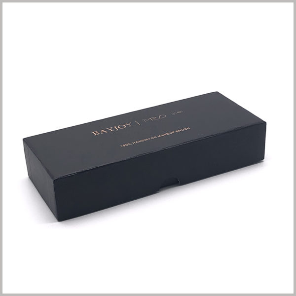 The customized packaging box is black overall, and black fine-grained dot paper is used as laminated paper.