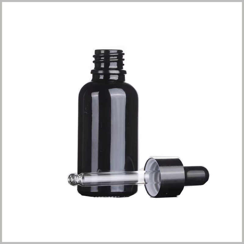 Bright Black Essential Oil dropper Bottle with rubber cap. The glass dropper facilitates the absorption and use of essential oils and enhances the experience of essential oils.