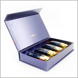 Custom high-end lipstick gift boxes holds 4 bottles.Large cardboard gift boxes with bronzing printing, the brand name will increase the brand value of the product.