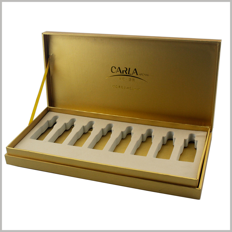 Essential oil packaging for 8 bottles with EVA insert. Customized gift boxes have a printed brand name inside the lid, which can once again increase the brand's influence.