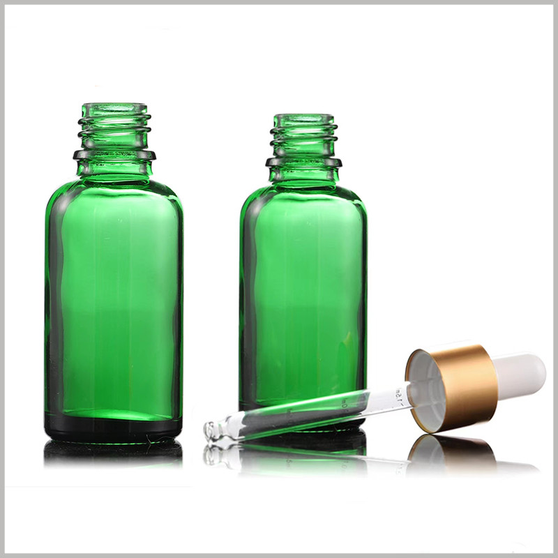 Green Essential Oil Dropper Bottle wholesale, the essential oil bottle is translucent green, allowing customers to vaguely see the product inside the bottle.