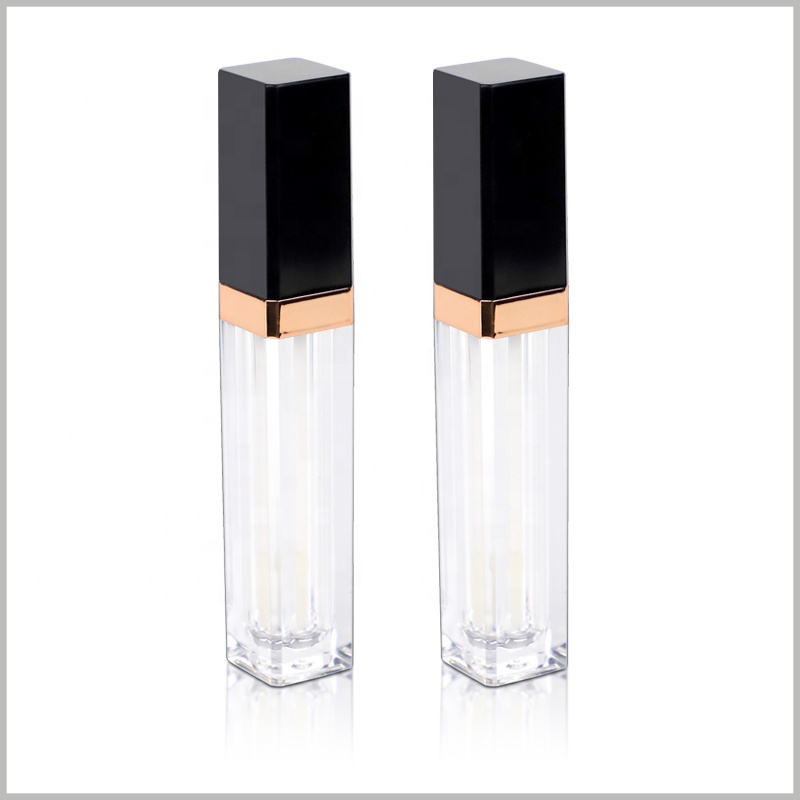 Square lip gloss tubes bottles with Lipbrush wholesale.The lid of the custom lip gloss packaging can be gold or black.
