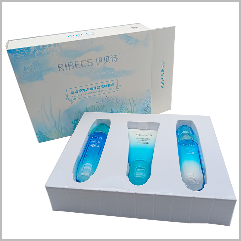 Three-bottle of skincare products packaging with blister insert wholesale. The color of the skincare bottle is the same as the box, using the same color theme.