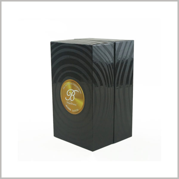 black cardboard boxes with lids for small perfume packaging.The UV printing process makes the surface of the package have a certain degree of gloss.