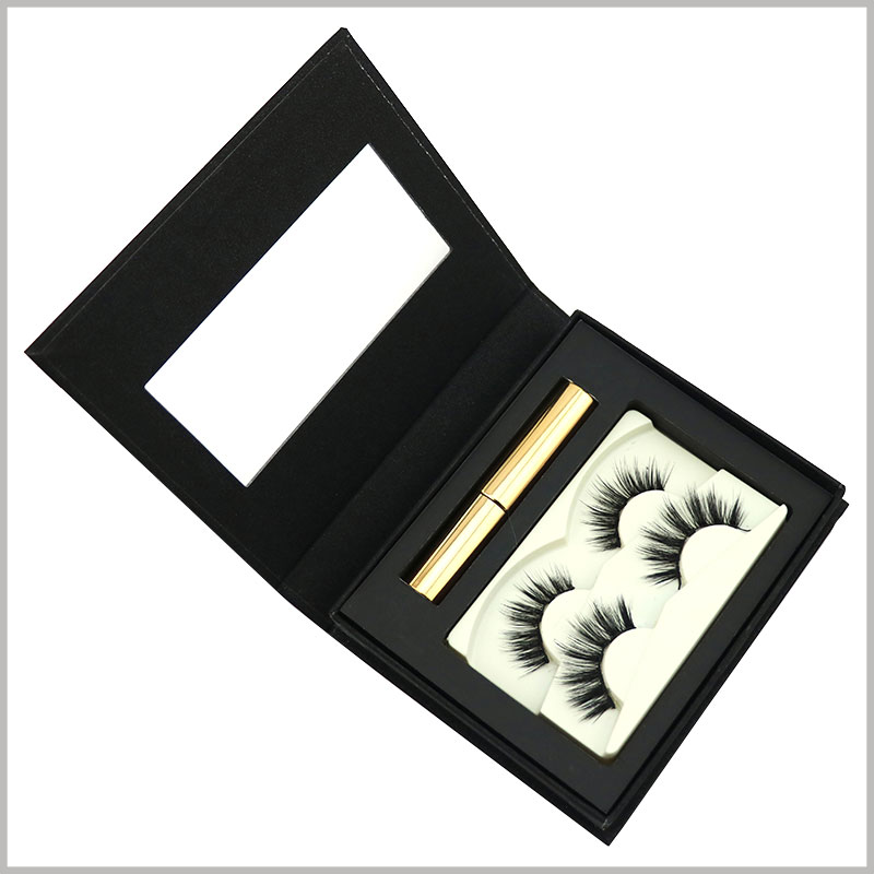 black cardboard eyelash packaging for two pairs .There is a small mirror inside the lid of the black package, which is convenient for customers to use false eyelash products and enhance the product experience.