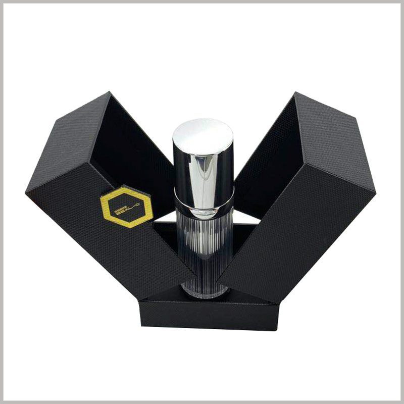 black small cardboard boxes for perfume packaging.Customizable small perfume bottle packaging, the base inside the boxes can fixed the perfume, avoid the perfume from shaking and damage.