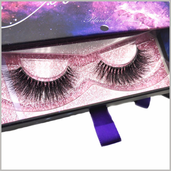 creative product packaging design for lashes boxes,A clear blister is placed inside the package as an insert to fix the shape of the false eyelashes inside the package.