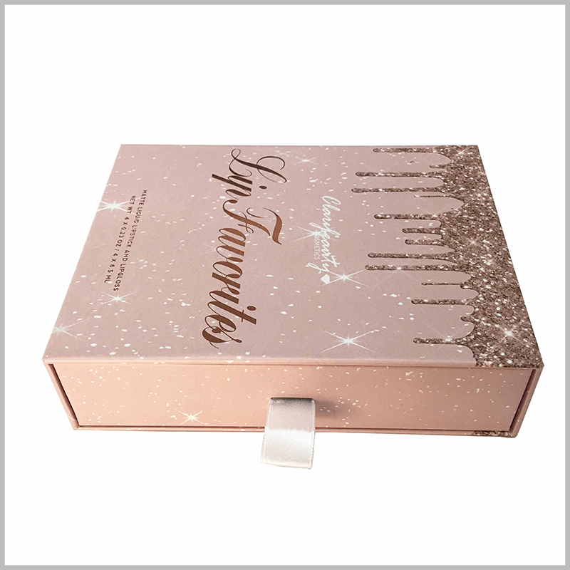 custom boxes for cosmetic lip gloss packaging boxes set. The necessary information for the product, such as the number, volume and brand of the lip gloss, is reflected on the front of the box using a special printing process.