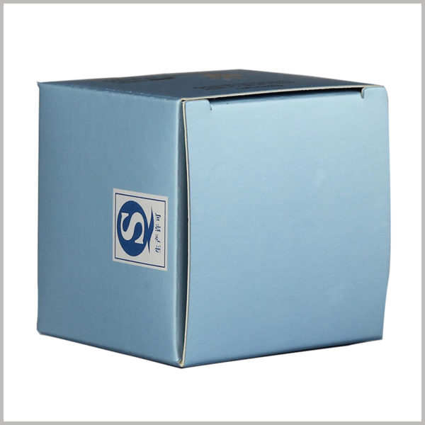 custom cheap square skincare packaging boxes, The square light blue packaging background has a mild visual experience.