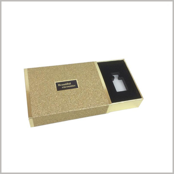 gold cardboard boxes for 3 bottles of perfume,Perfume packaging uses cardboard box drawers to open the package. You only need to slide the inner box to open the package.