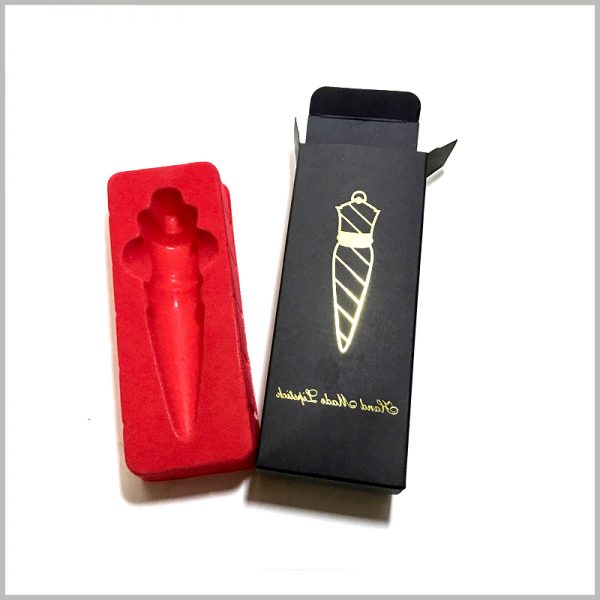 Custom small lipstick packaging boxes with blister packaging.The packaging box is economical in design and compact in structure, avoiding waste caused by over-packing products.
